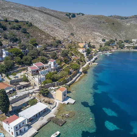 Emporio Ξενοδοχείο 4*