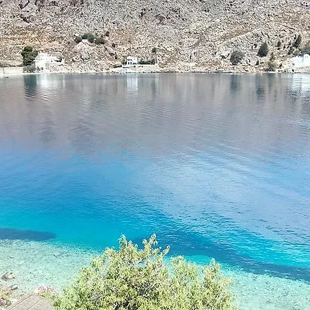 Ξενοδοχείο Emporio 4*
